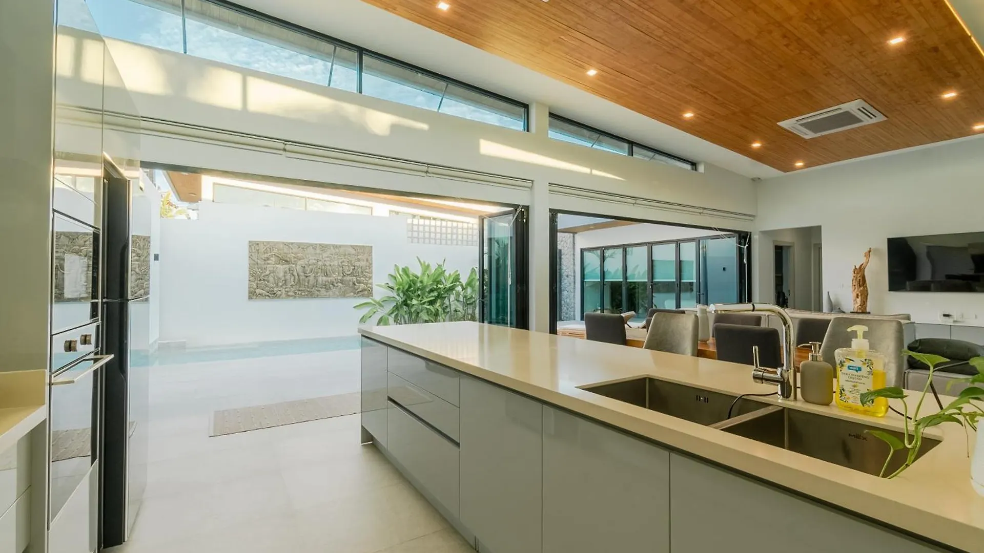 Fully Renovated Pool Villa 4Br Bangtao And Layan Beach In Cheong Thalea, Phuket Thailand