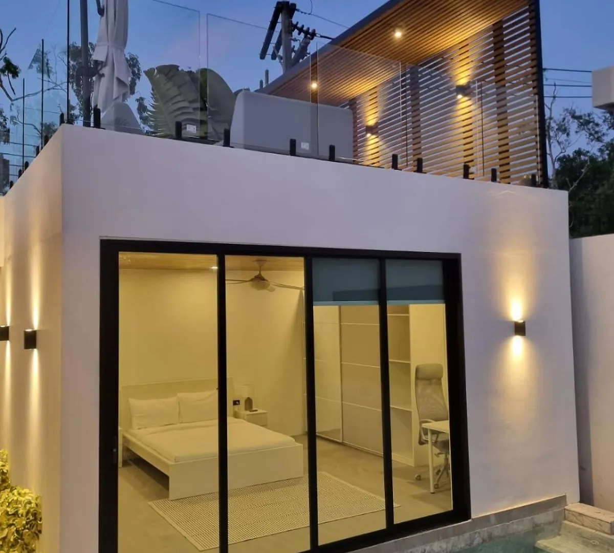 Fully Renovated Pool Villa 4Br Bangtao And Layan Beach In Cheong Thalea, Phuket