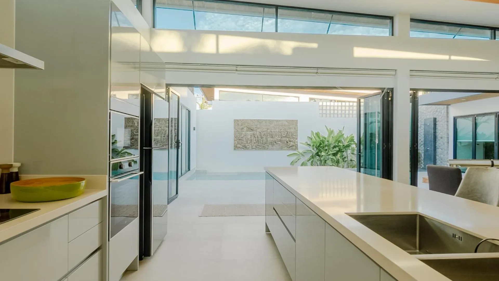 Fully Renovated Pool Villa 4Br Bangtao And Layan Beach In Cheong Thalea, Phuket